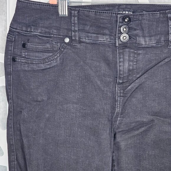 Torrid Womens Jeans Ankle Skinny Denim Black Mid Rise Size 12 - Picture 2 of 6